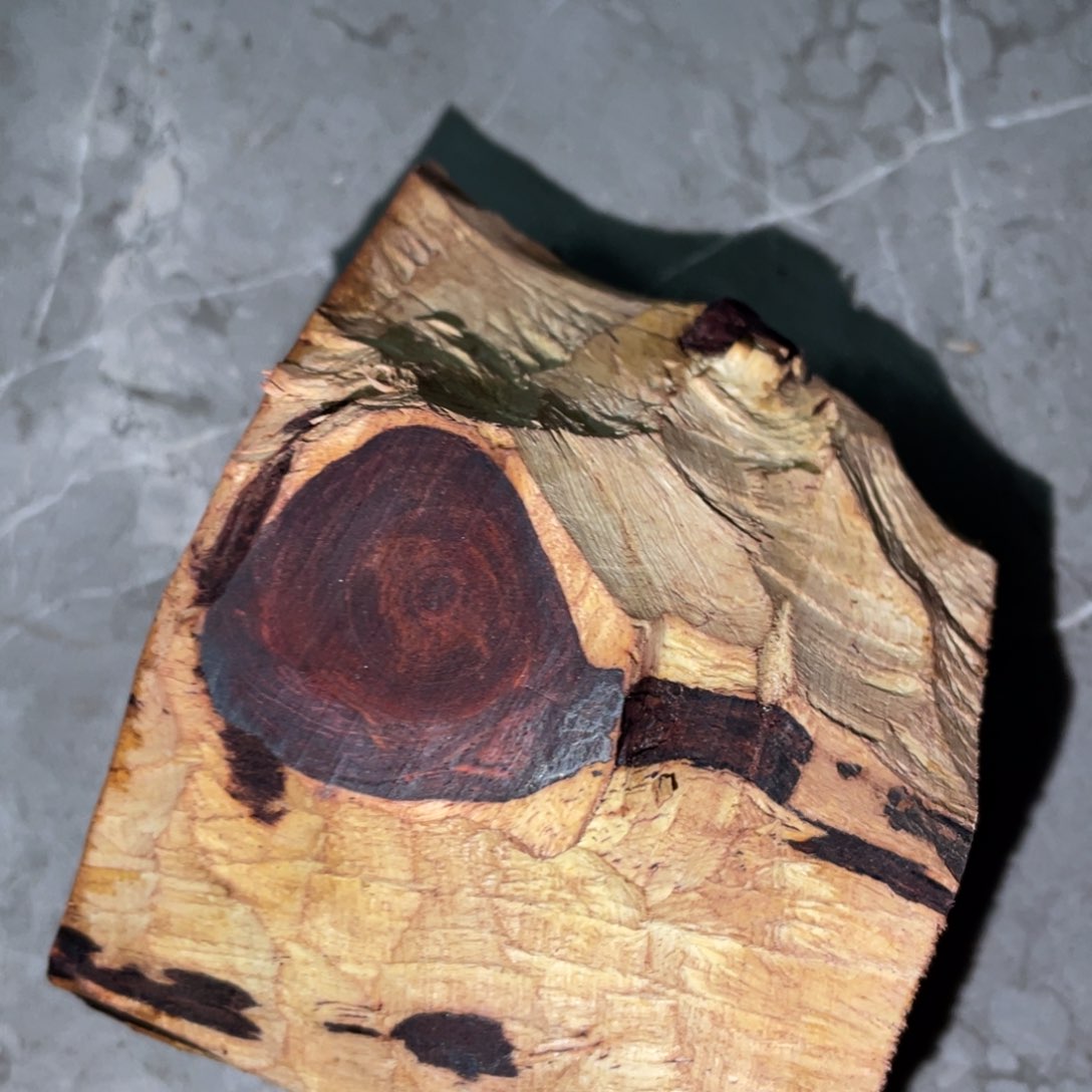 黄花梨/降香黄檀手串向***啦原材料定制多变性不退不换