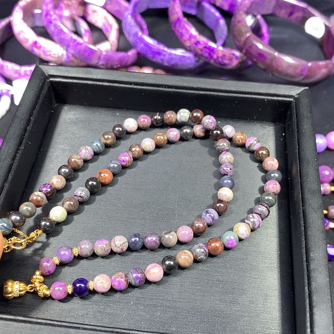 苏纪石（舒俱来）未镶嵌南非舒俱来泥地樱花直链