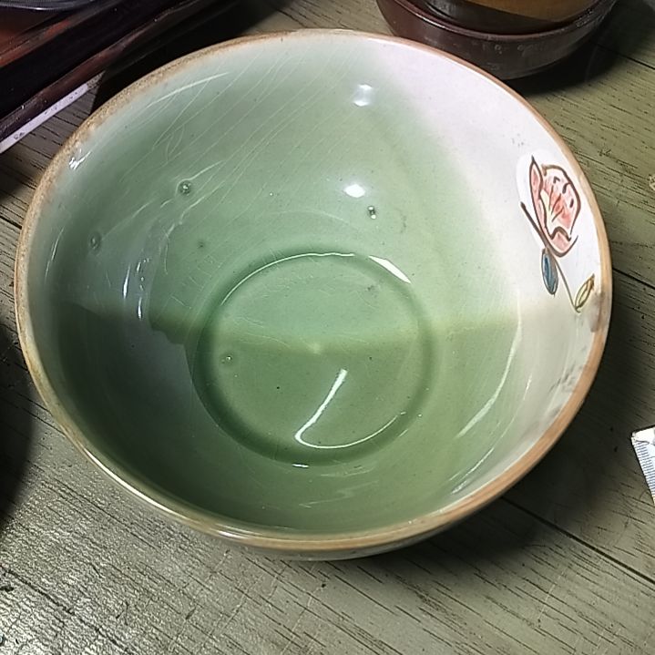 盘瓷片陶瓷杯盘壶碗都有
