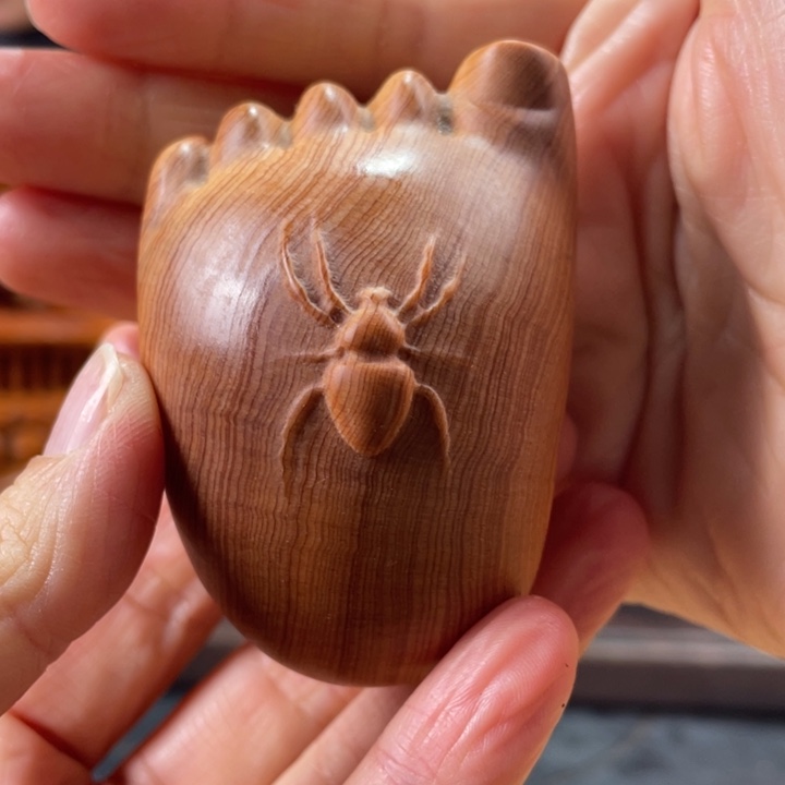 柏木（崖柏）手把件