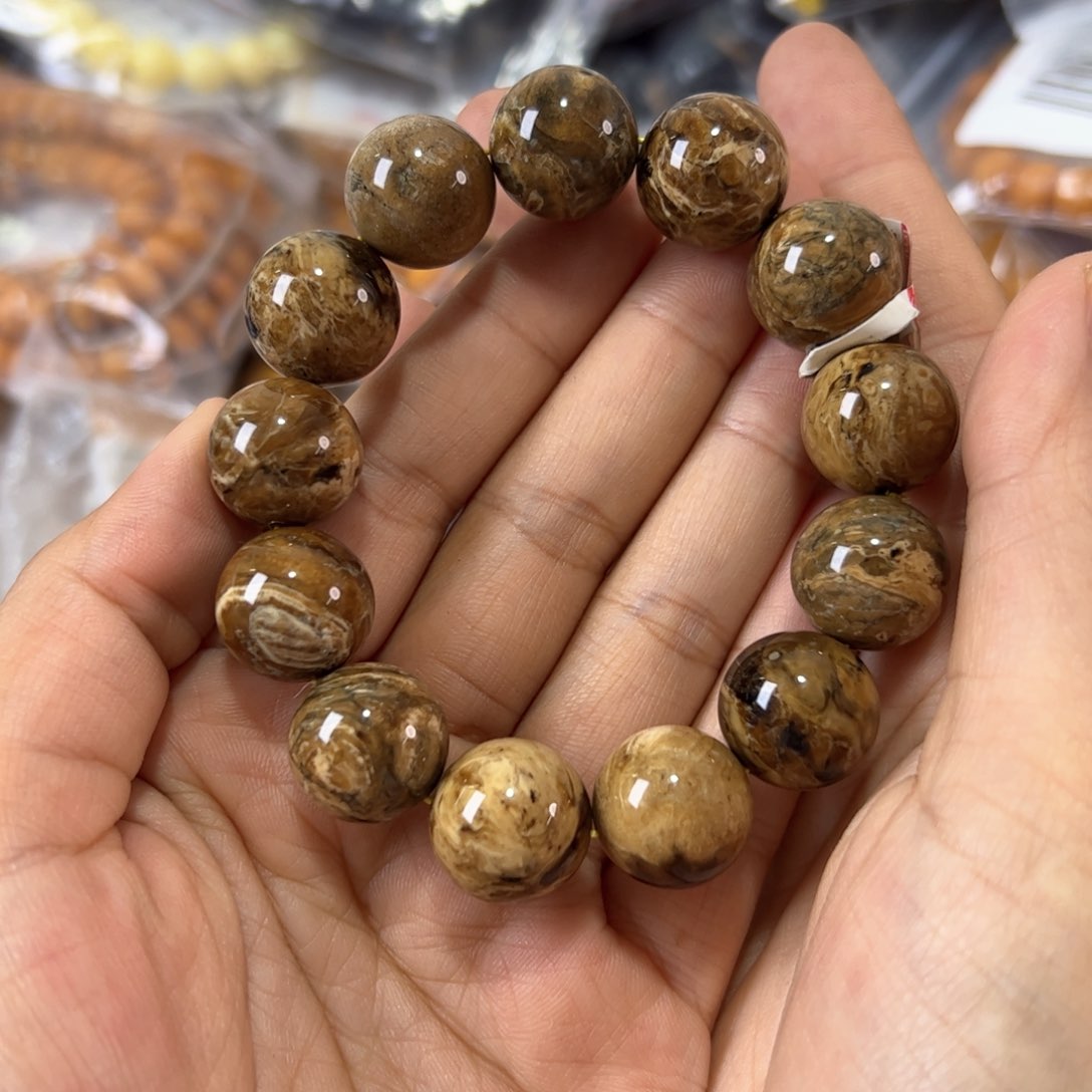 琥珀珠宝奇石未镶嵌690