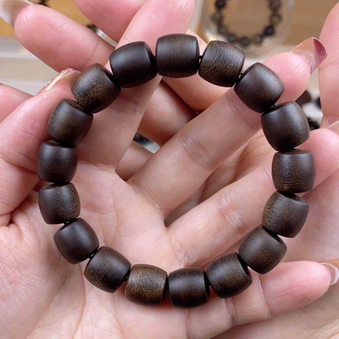 沉香手串ༀ**༃越南芽庄白棋楠