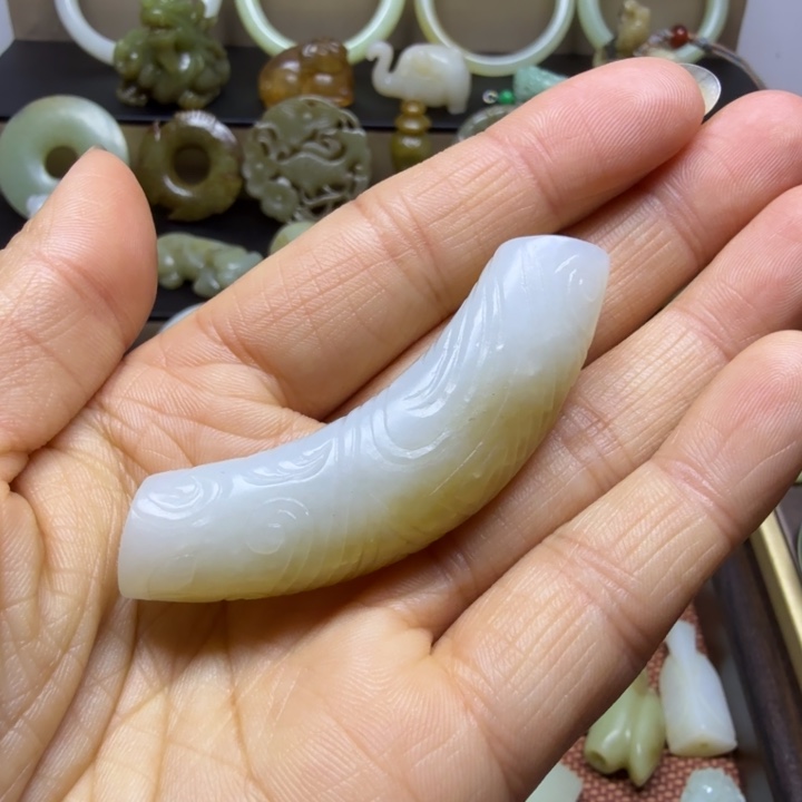 丝***堂和田玉未镶嵌手链