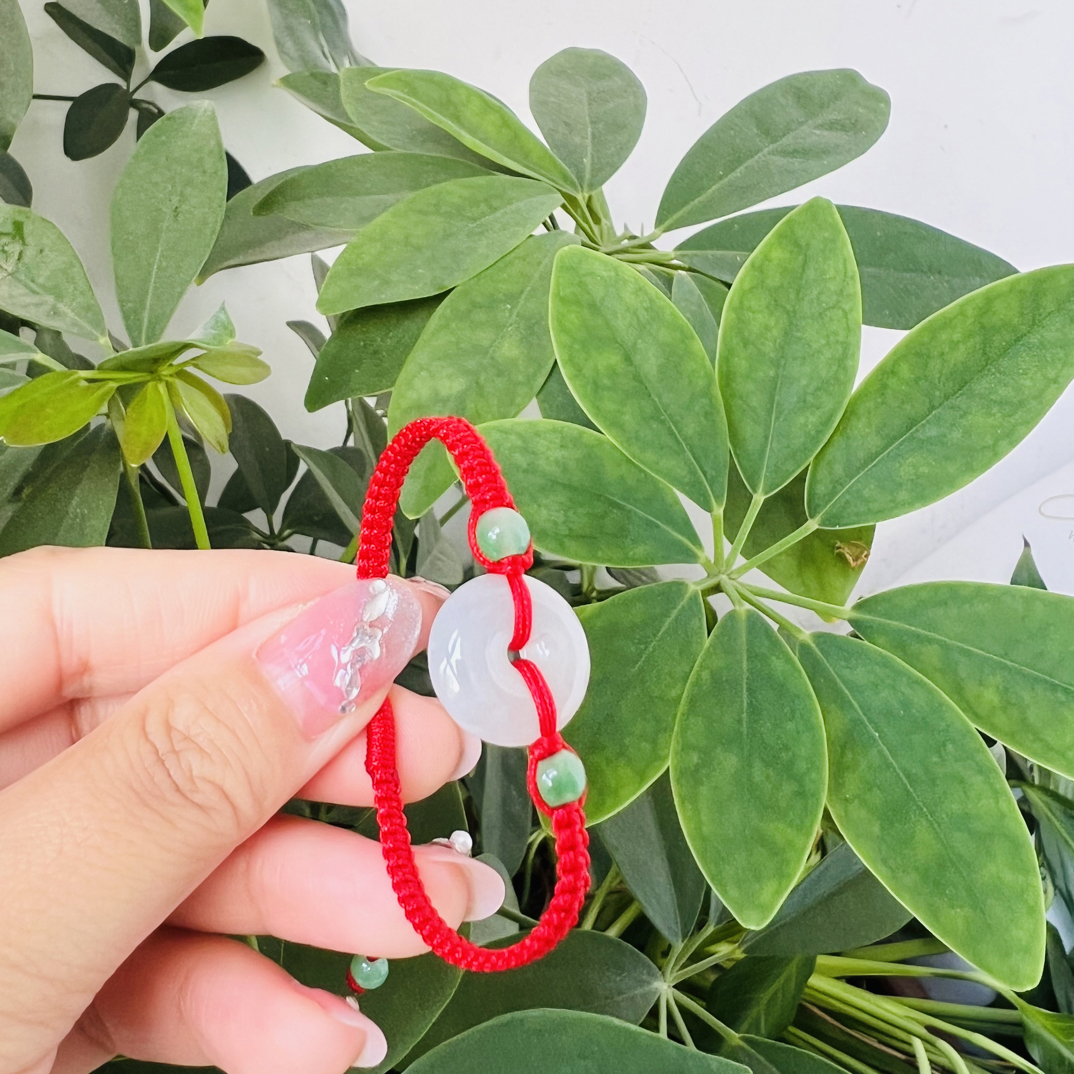 天然缅甸翡翠手串部分微瑕备注颜色，不备注随机发