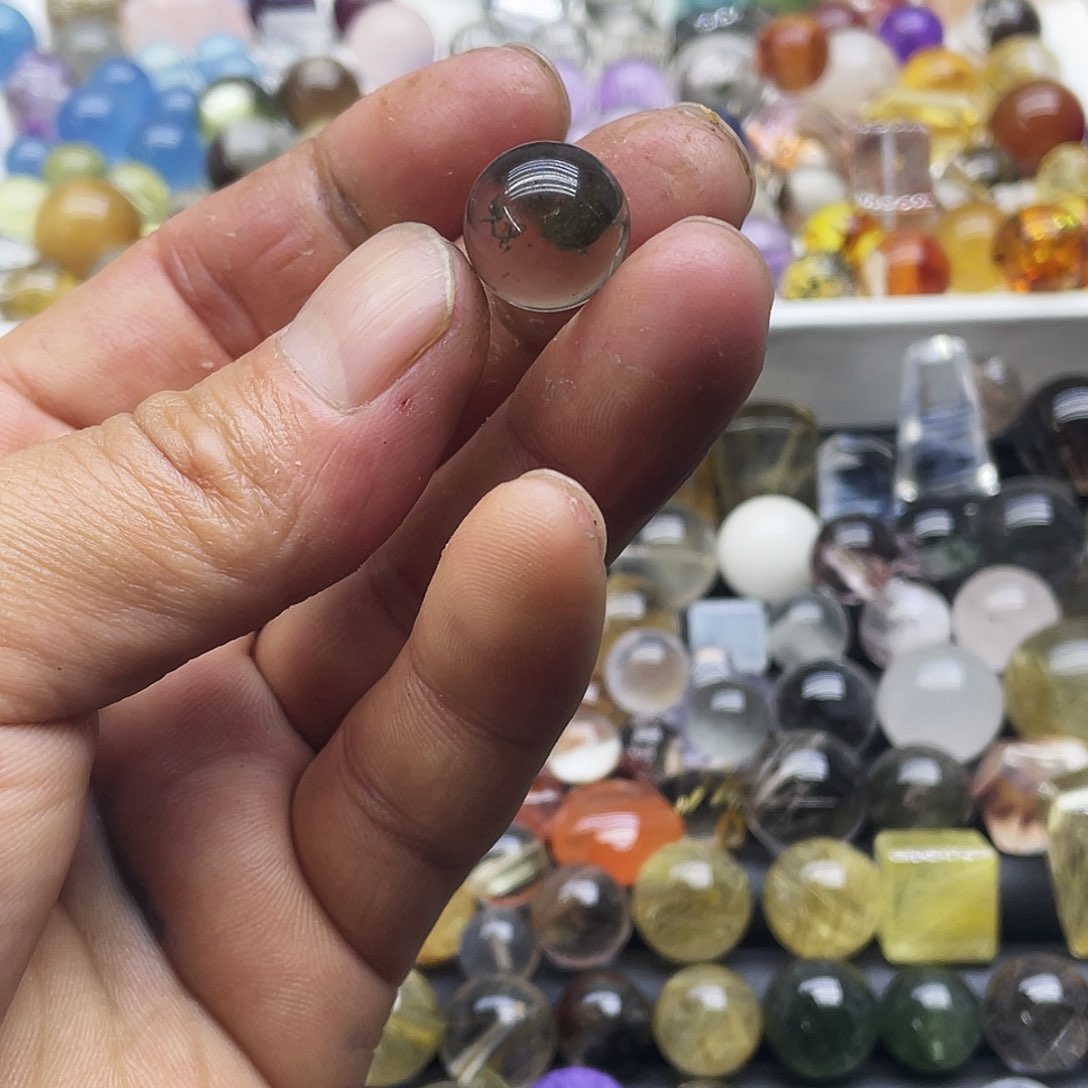 查罗石珠子合金杉**～