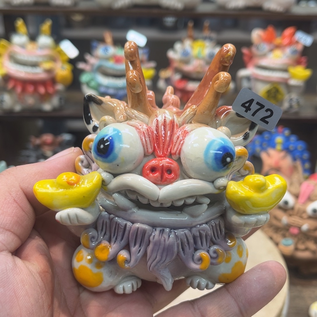 陶瓷纯手工抽象陶瓷摆件472