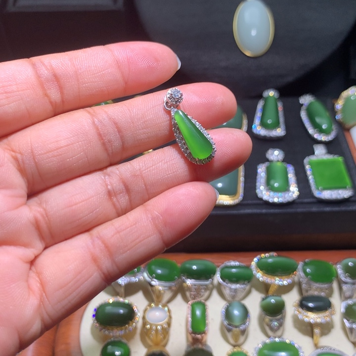 和田玉（碧玉）银S925镶嵌颈饰