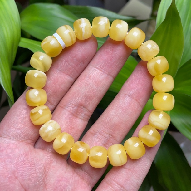 10mm+俄料天然原矿金白妖花蜜蜡老型手串（基地质检带证书）