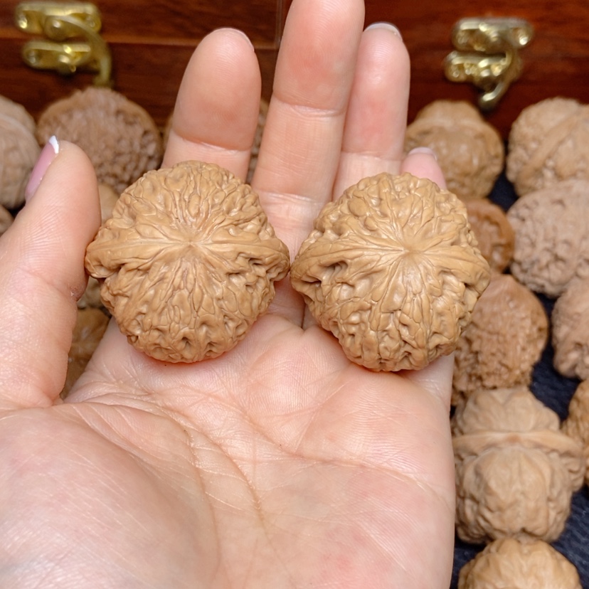 【闪购商品】文玩核桃吊坠ㅤ***ㅤ铁锤38