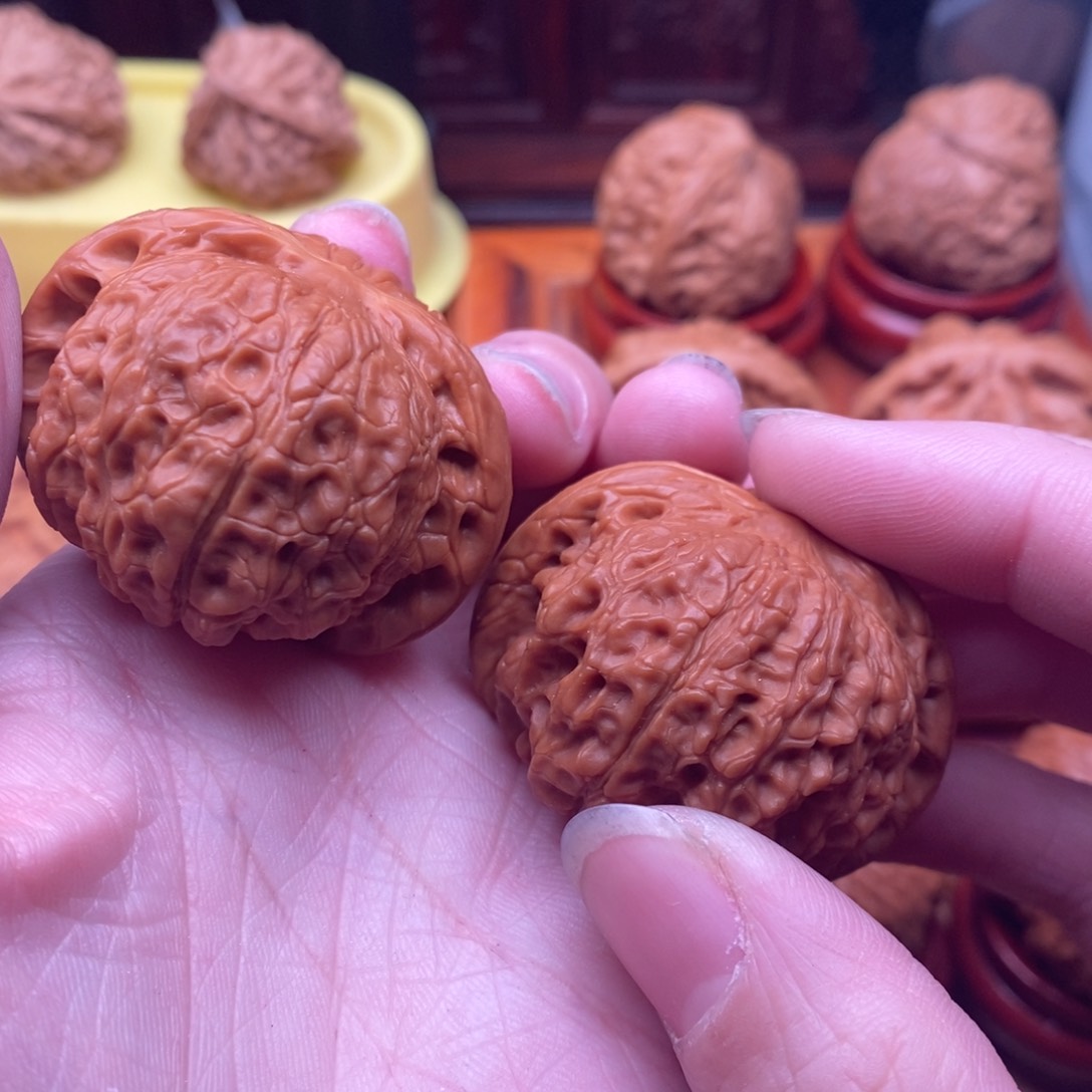 文玩核桃吊坠张*鹏血麒麟43