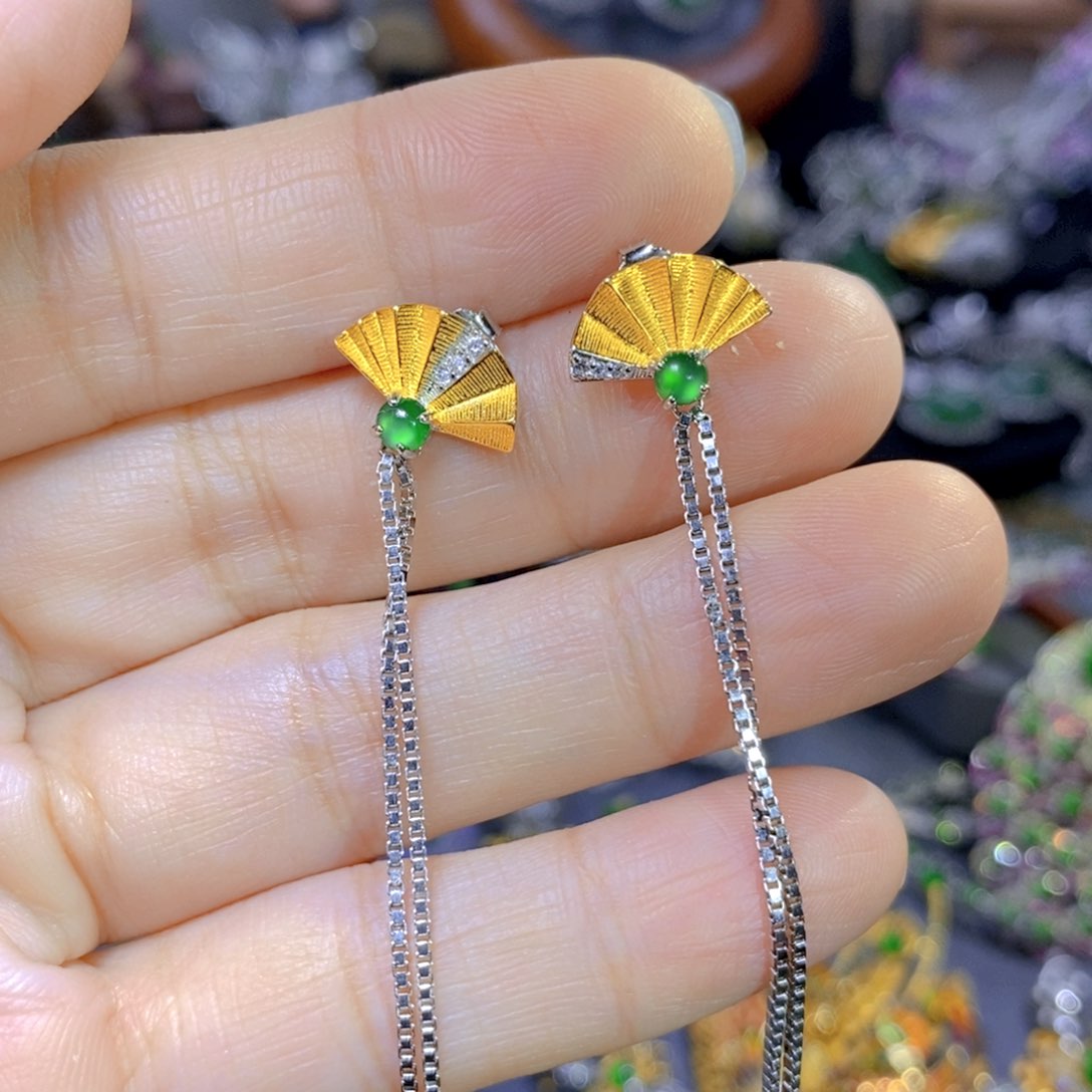 翡翠颈饰银S925镶嵌天然翡翠