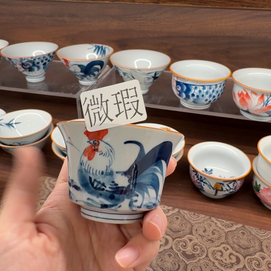 釉下手绘茶具微瑕