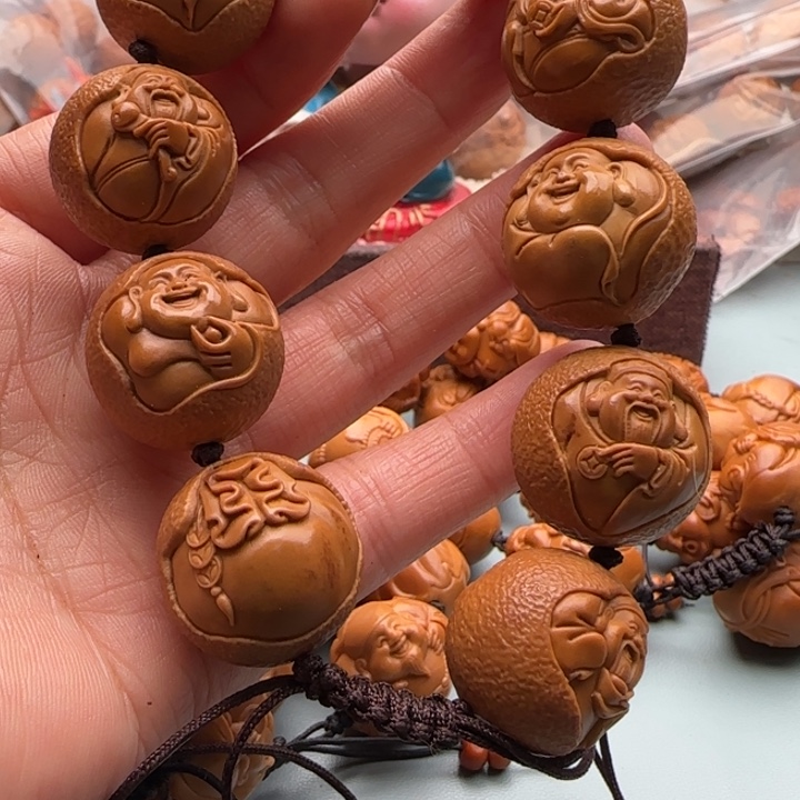 橄榄核手串用****5雕刻工艺