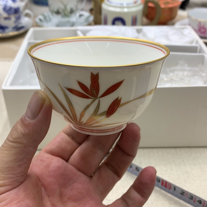 瓷片这点上方压力太