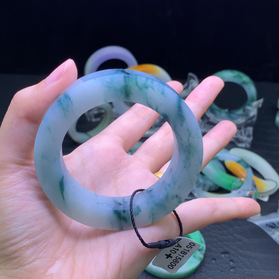 定制翡翠飘花未镶嵌M*