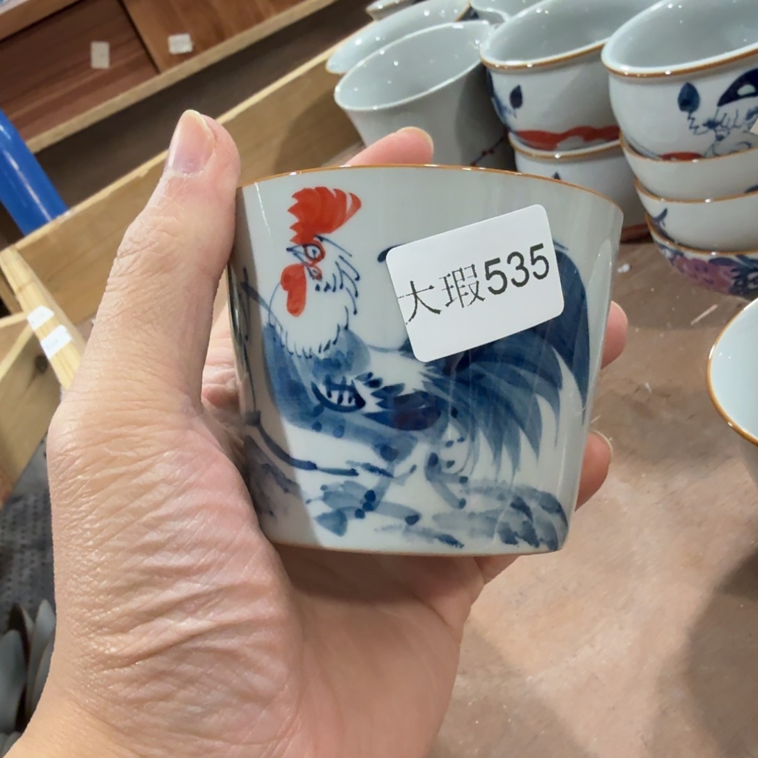 釉下手绘茶具微瑕