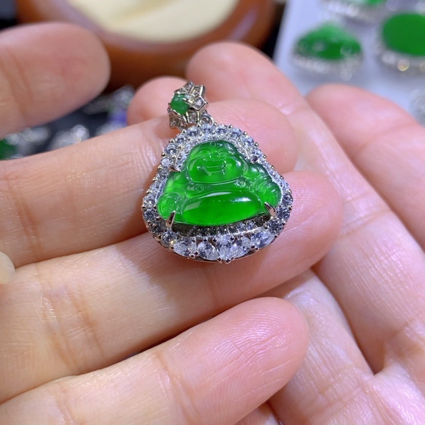 【闪购商品】翡翠挂件银S925镶嵌天然翡翠