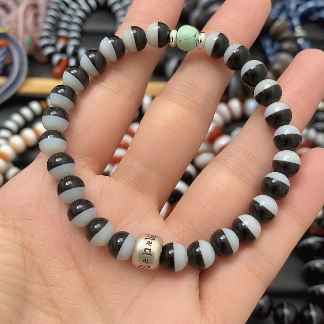 玛瑙/玉髓玛瑙手串未镶嵌