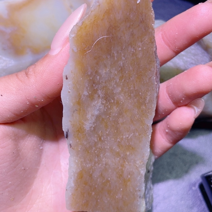 和田玉未镶嵌珠宝半成品