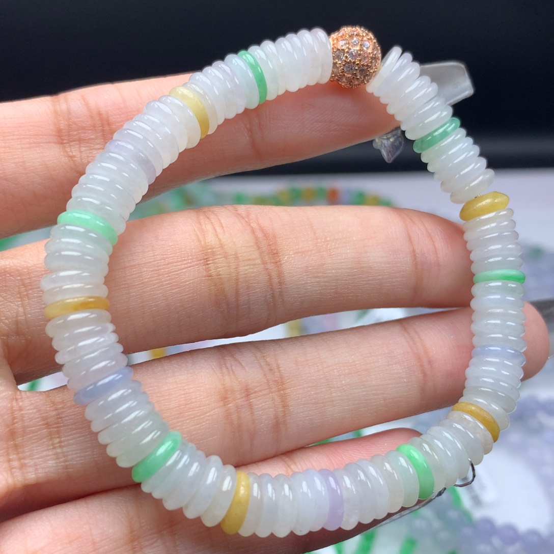 翡翠手链未镶嵌卡