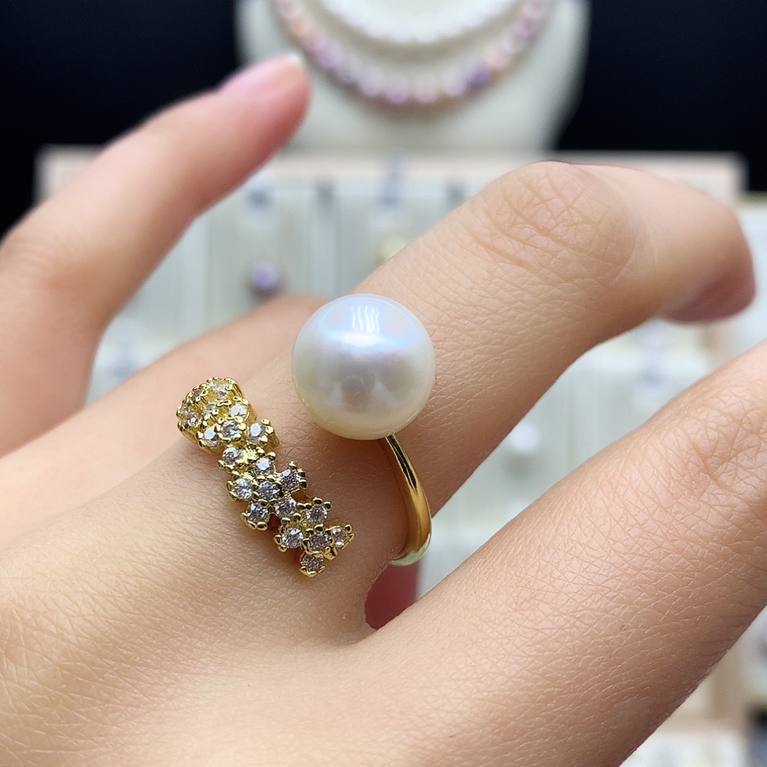 合金颈饰淡水珍珠