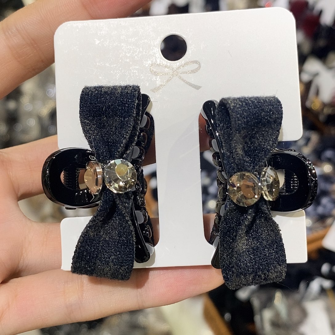 皮质铁合金刘海抓