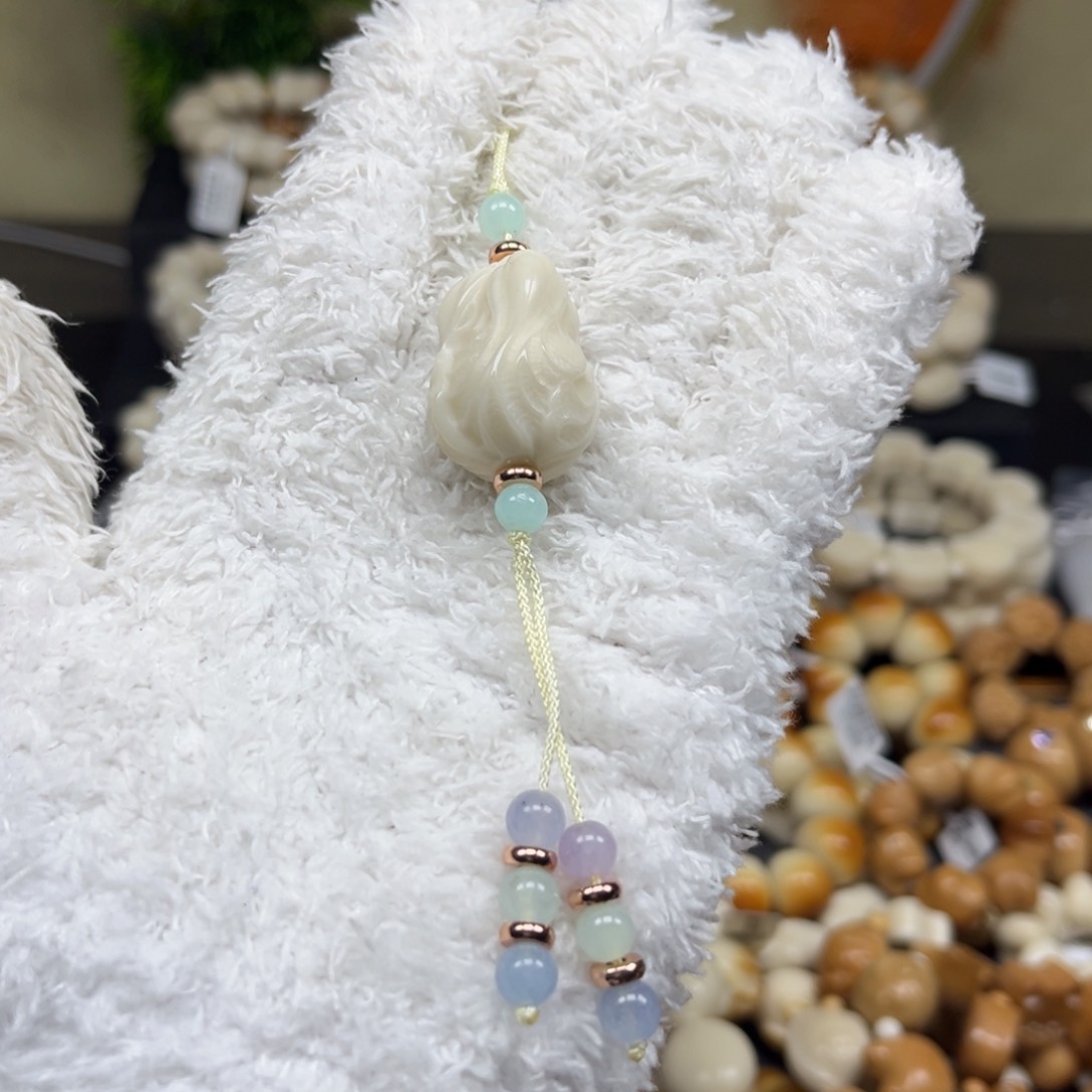 菩提根/象牙果吊坠2.10.52白菜挂件