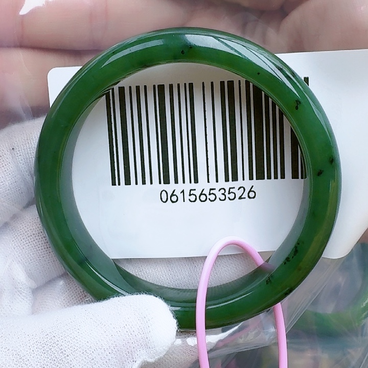 和田玉（碧玉）手镯未镶嵌5657包容