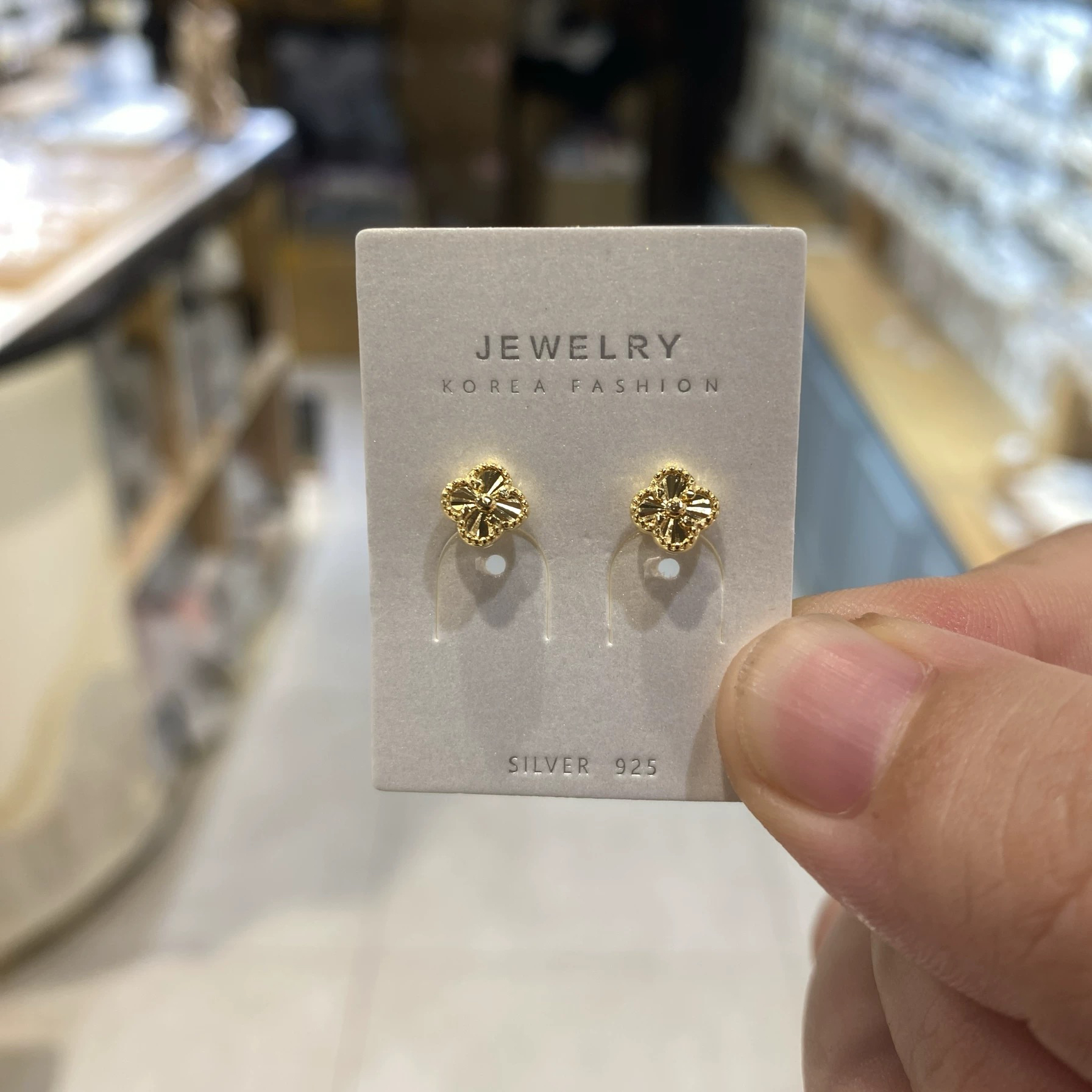 925银耳饰 1694琪娅拉品牌s925纯银螺丝帽镭射四叶草耳钉养耳耳环