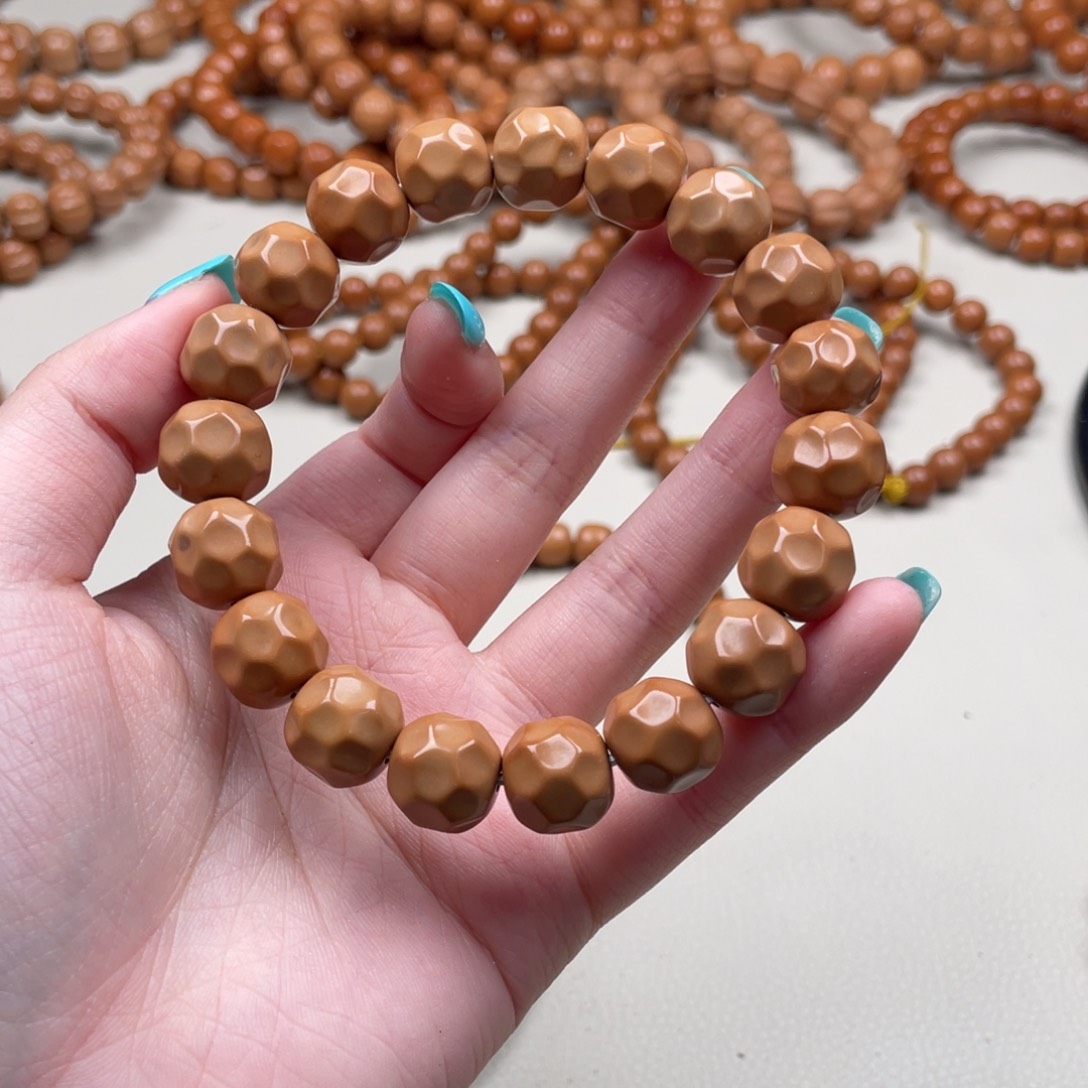 猴头核桃手串凯**?全品奶酪12