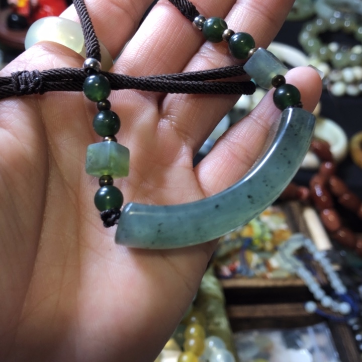 岫玉未镶嵌岫玉挂件