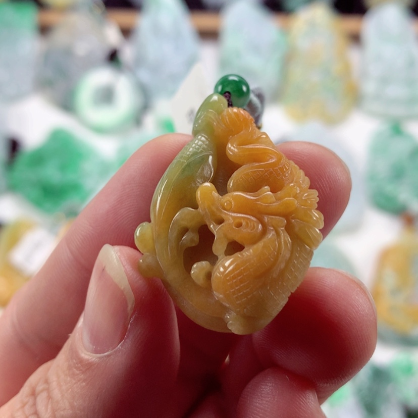 【闪购商品】翡翠吊坠(不含链)未镶嵌