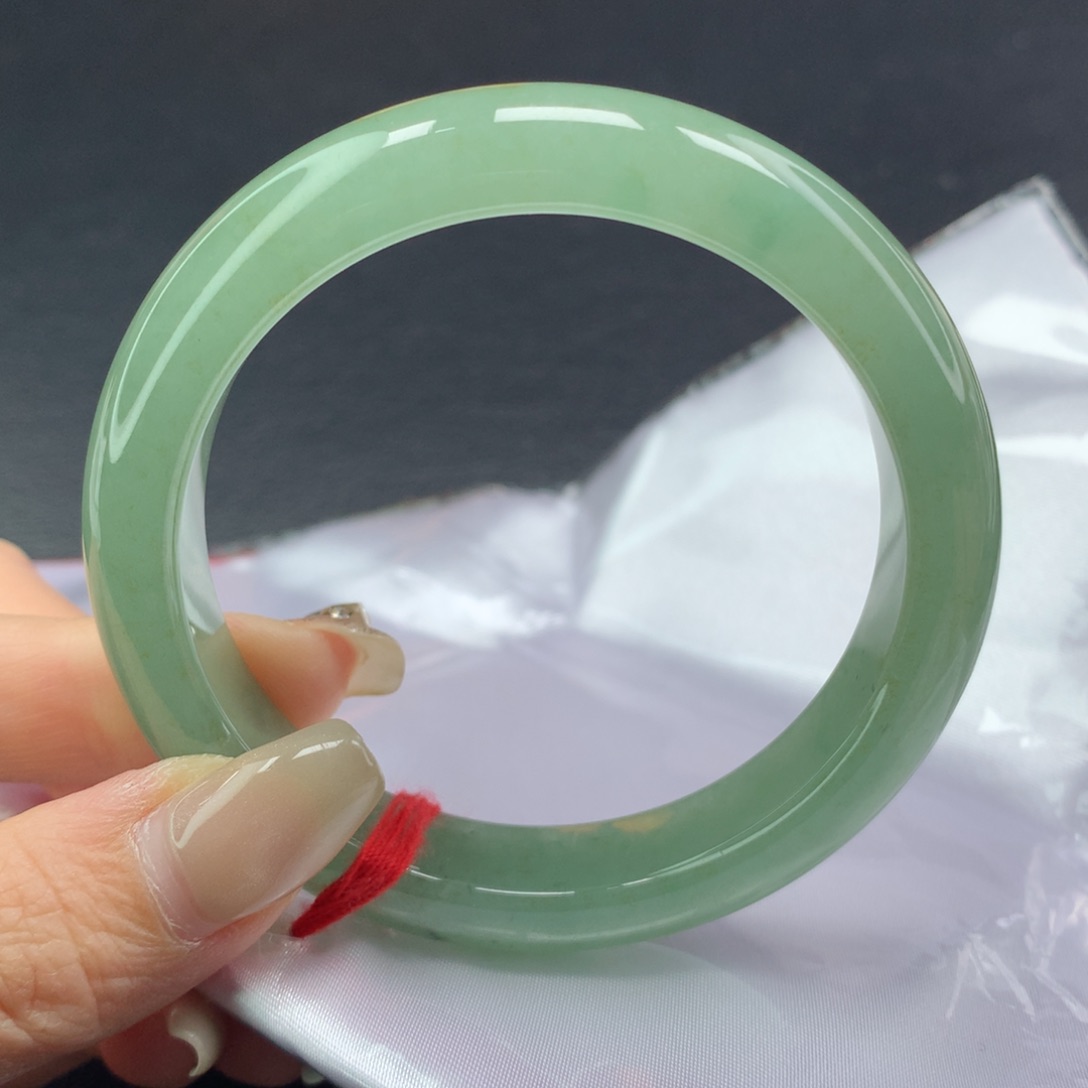 翡翠手镯未镶嵌（10号）