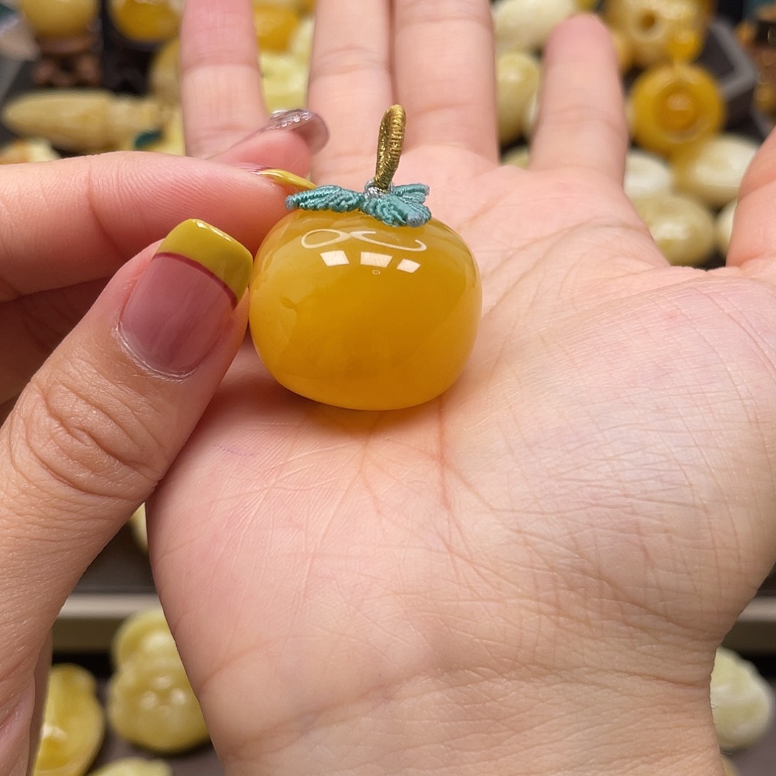 未镶嵌蜜蜡裸石雷*蜜蜡