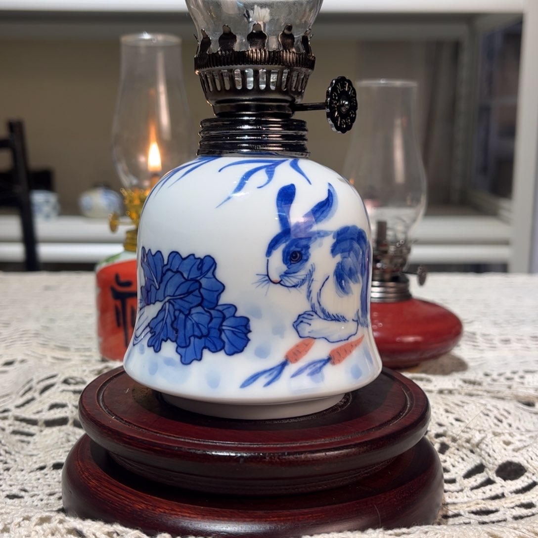 摆件景德镇陶瓷香薰灯