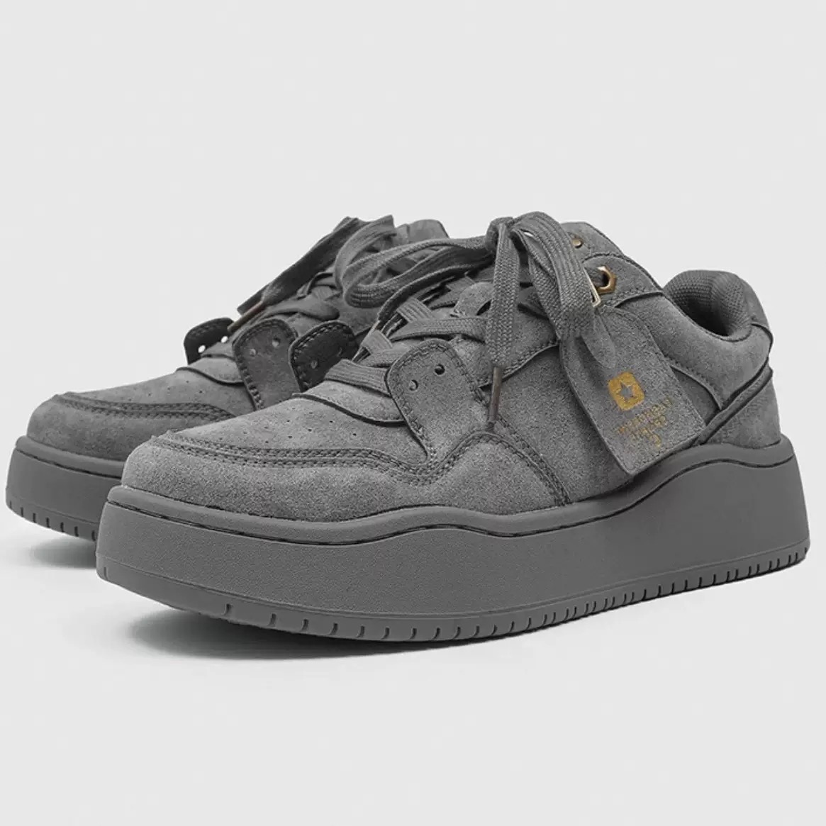 2025新款面包鞋男女厚底增高休闲板鞋情侣舒适潮鞋2510