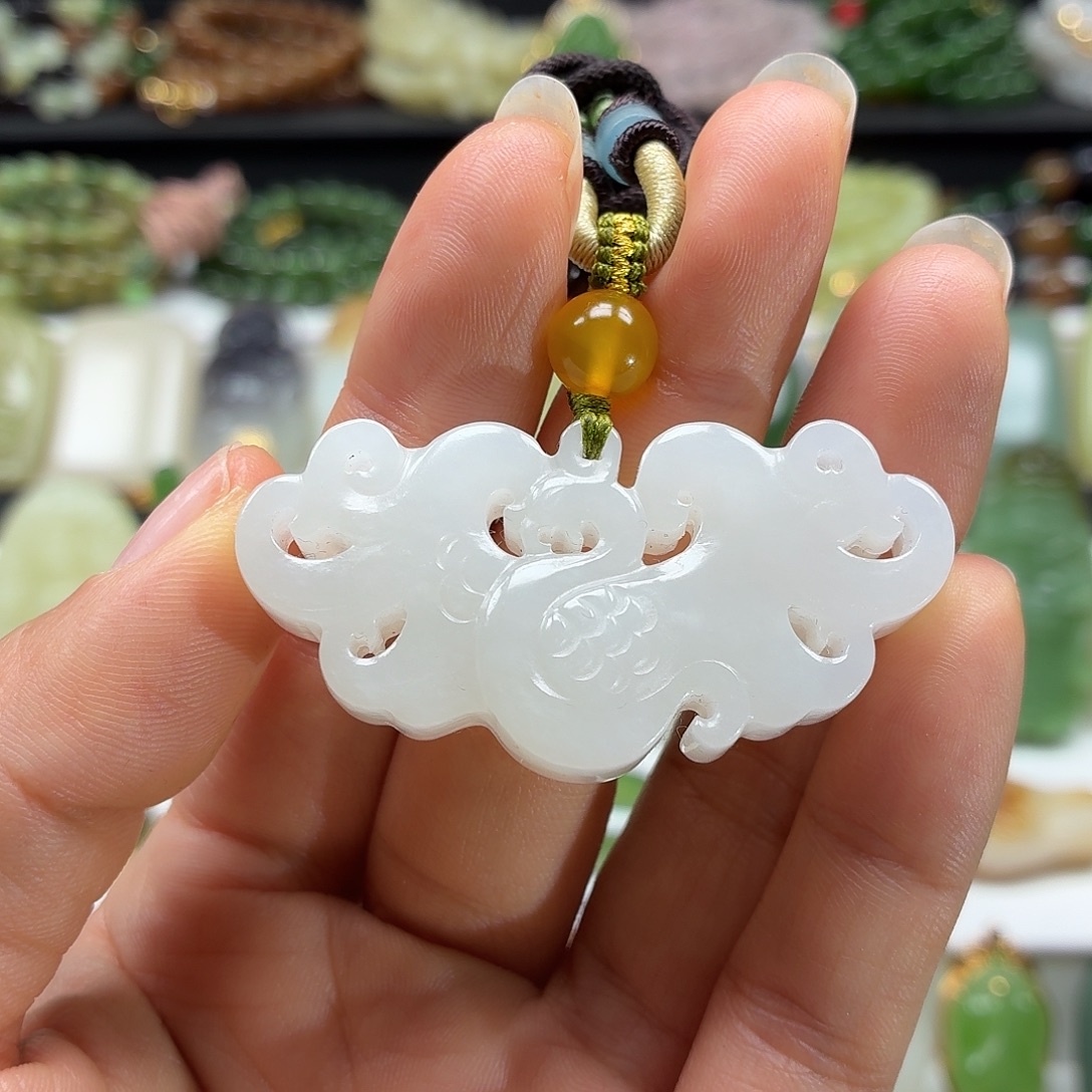 和田玉未镶嵌颈饰