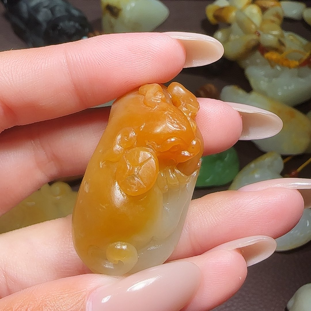 和田玉挂件未镶嵌