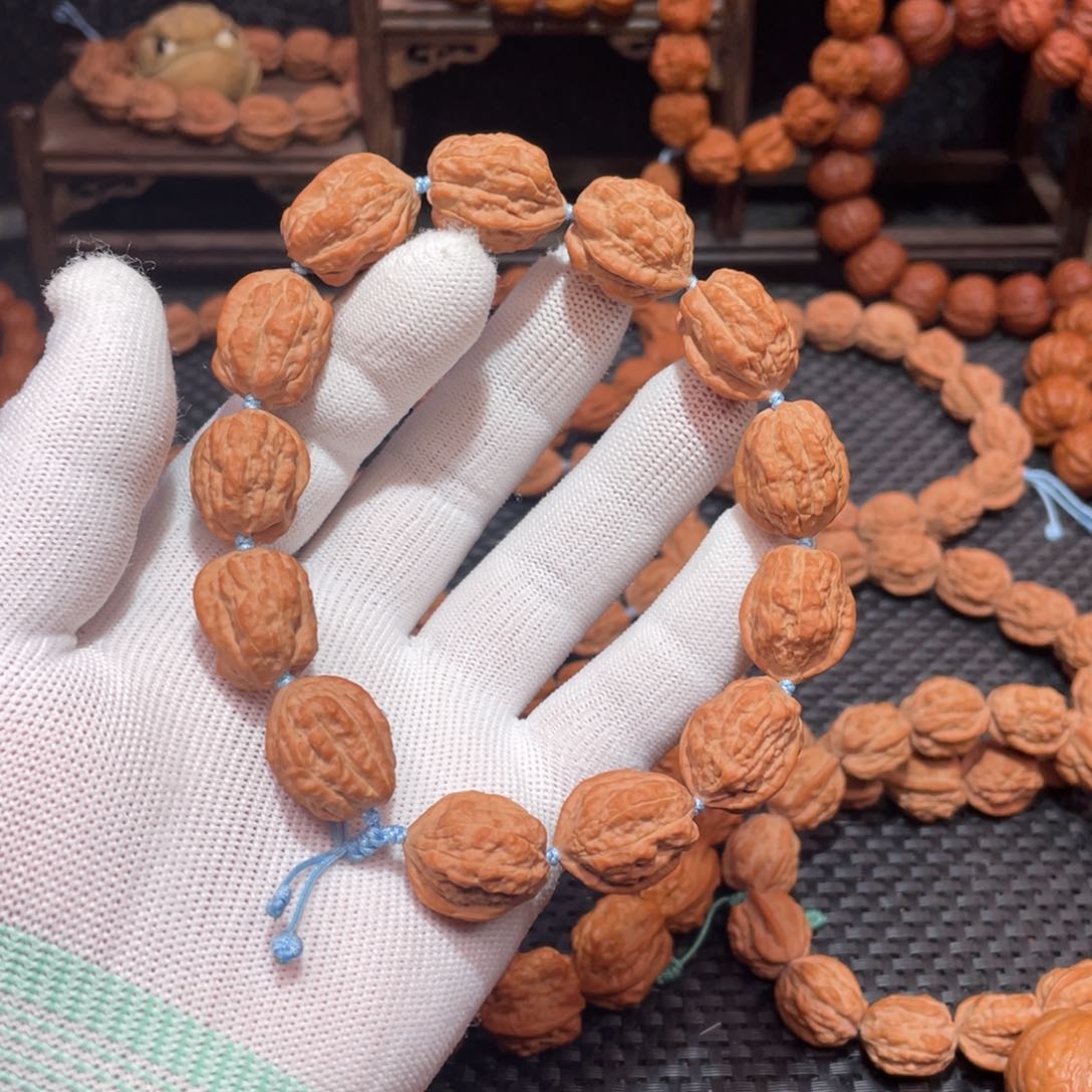 文玩核桃手串c****n 原生态嵩山老树蛤蟆头