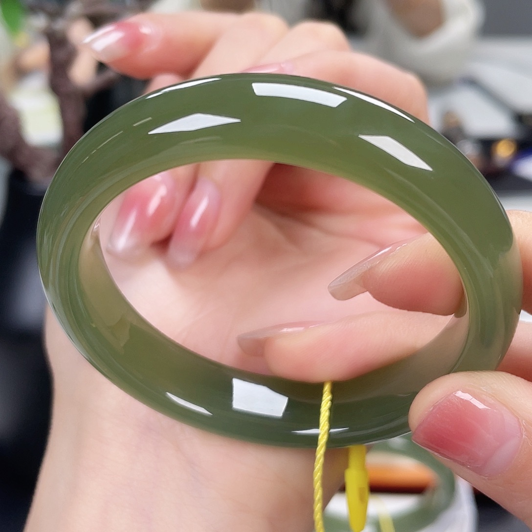 和田玉手镯5253未镶嵌