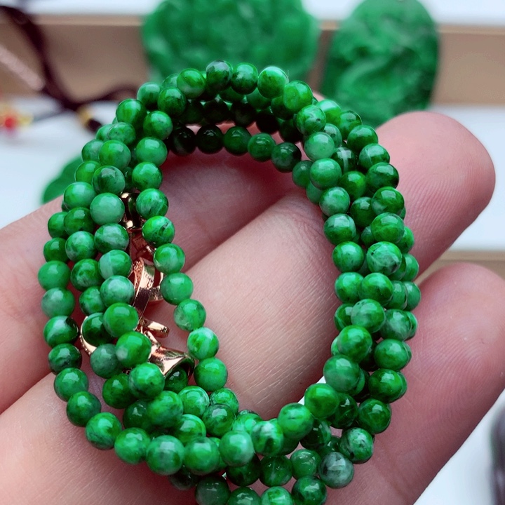 翡翠未镶嵌毛衣链