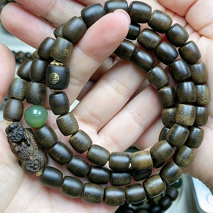 沉香手串用****5越南芽庄白奇楠沉水料