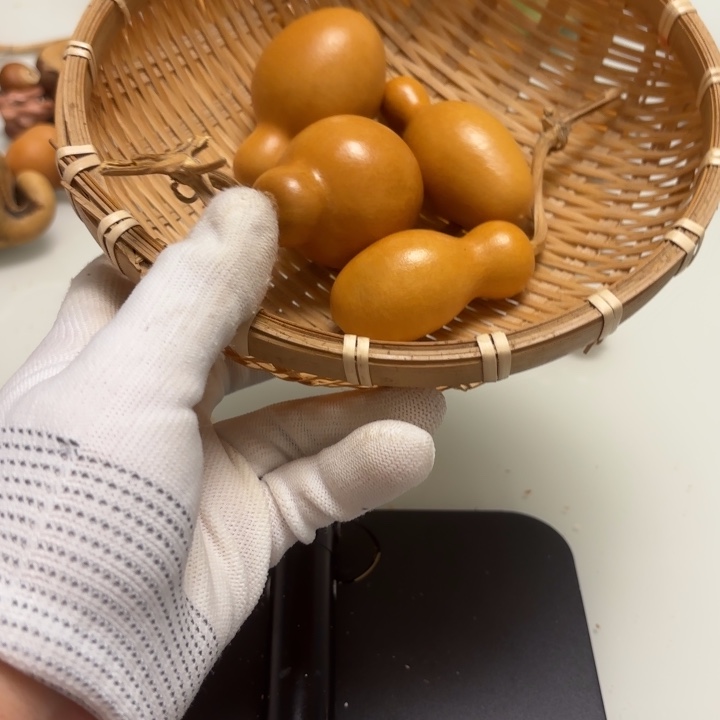 已***置天然手捻老皮葫芦