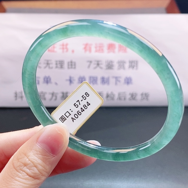 翡翠未镶嵌手镯翡翠手镯182