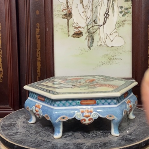 桌平*我们的士？在哪啊不