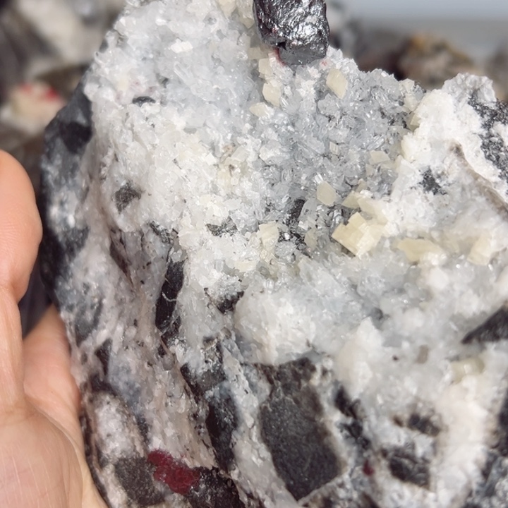 天然辰砂天**子朱砂毛料