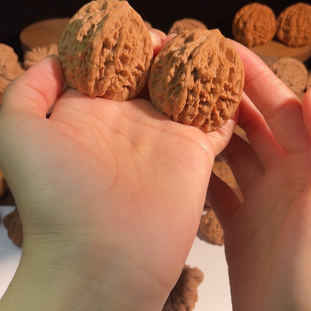 文玩核桃吊坠44麦虎小小黄