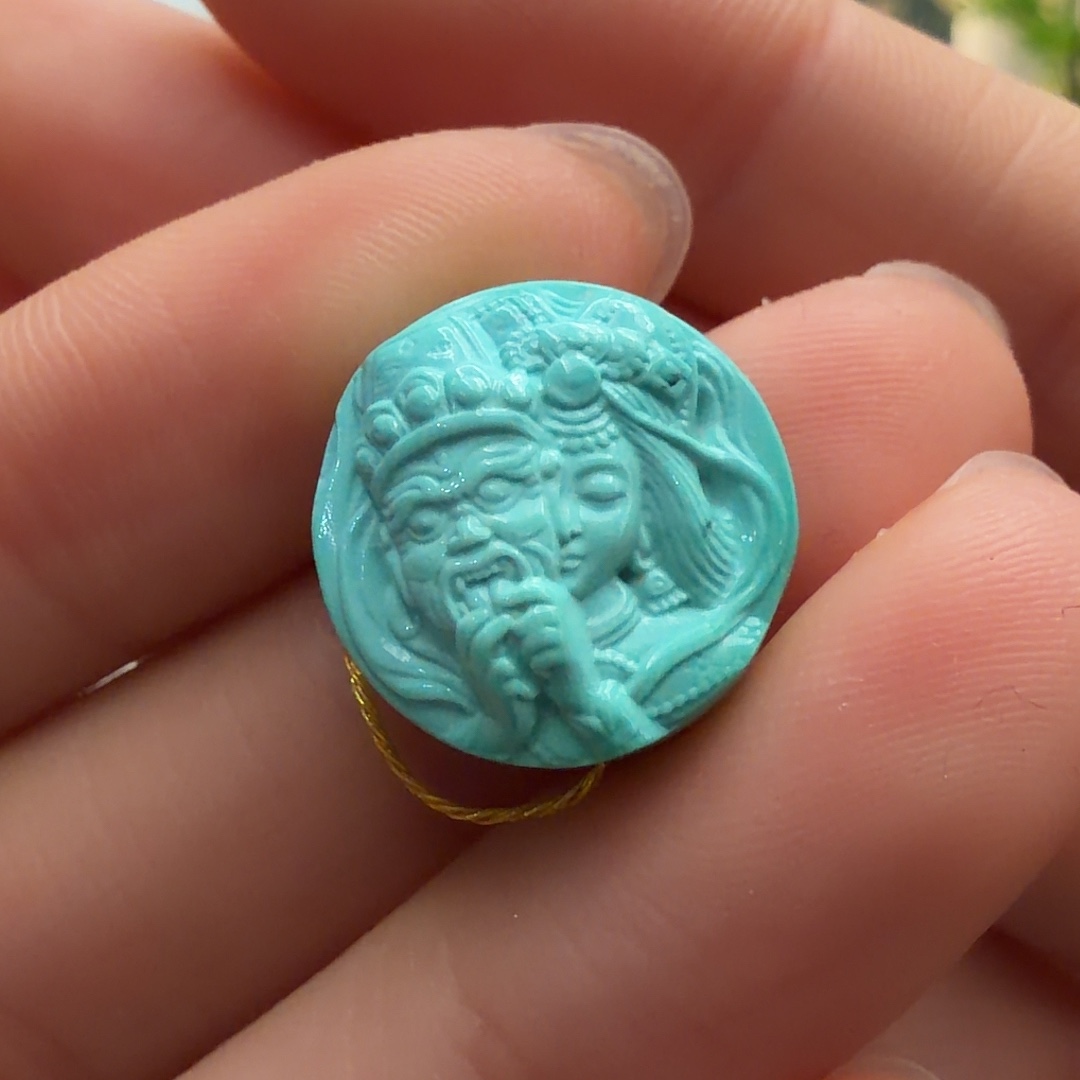 绿松石未镶嵌颈饰