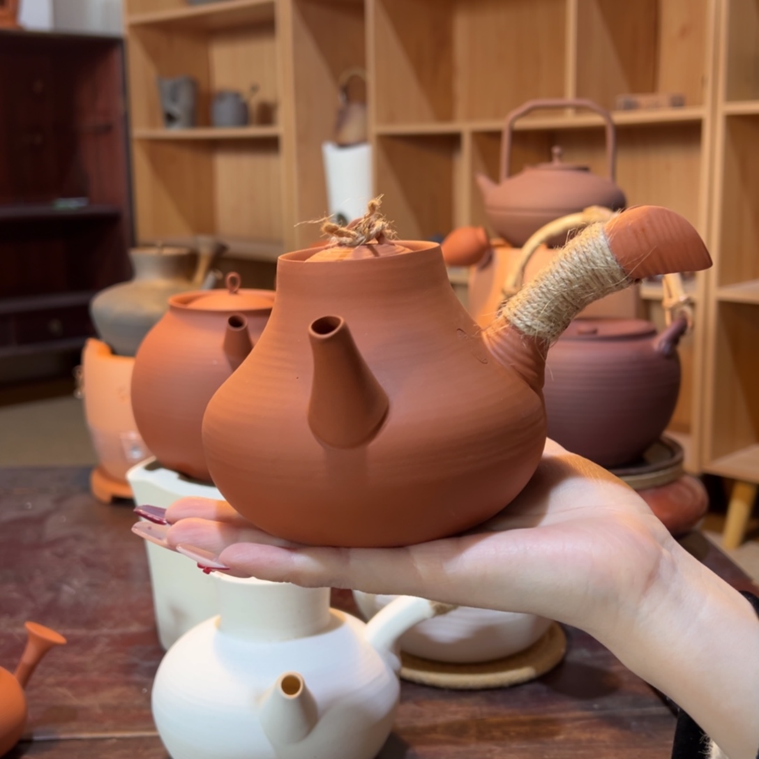 陶鸡蛋黄梨壶550cc