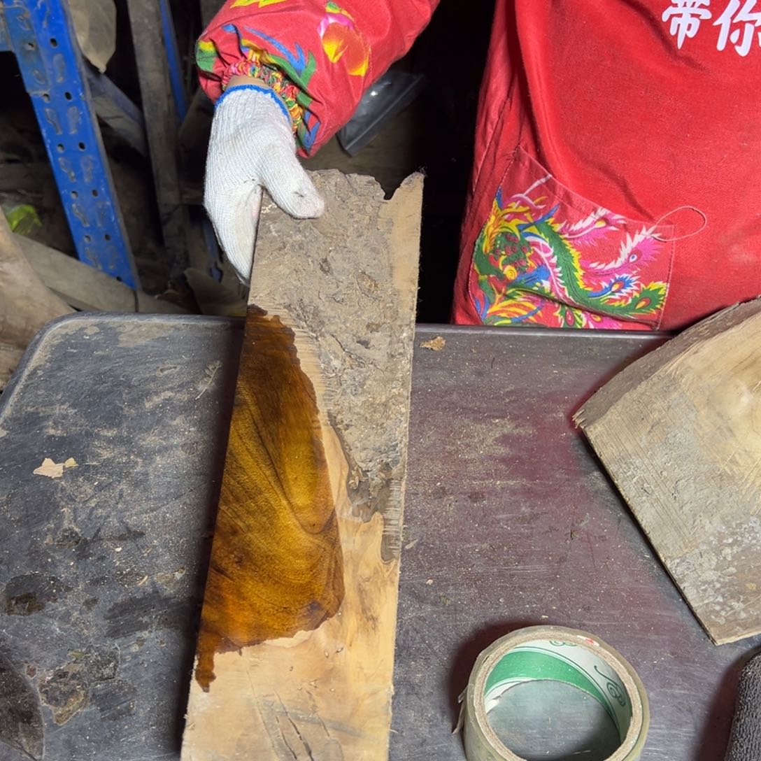 小***贝金丝楠2222222222222222222